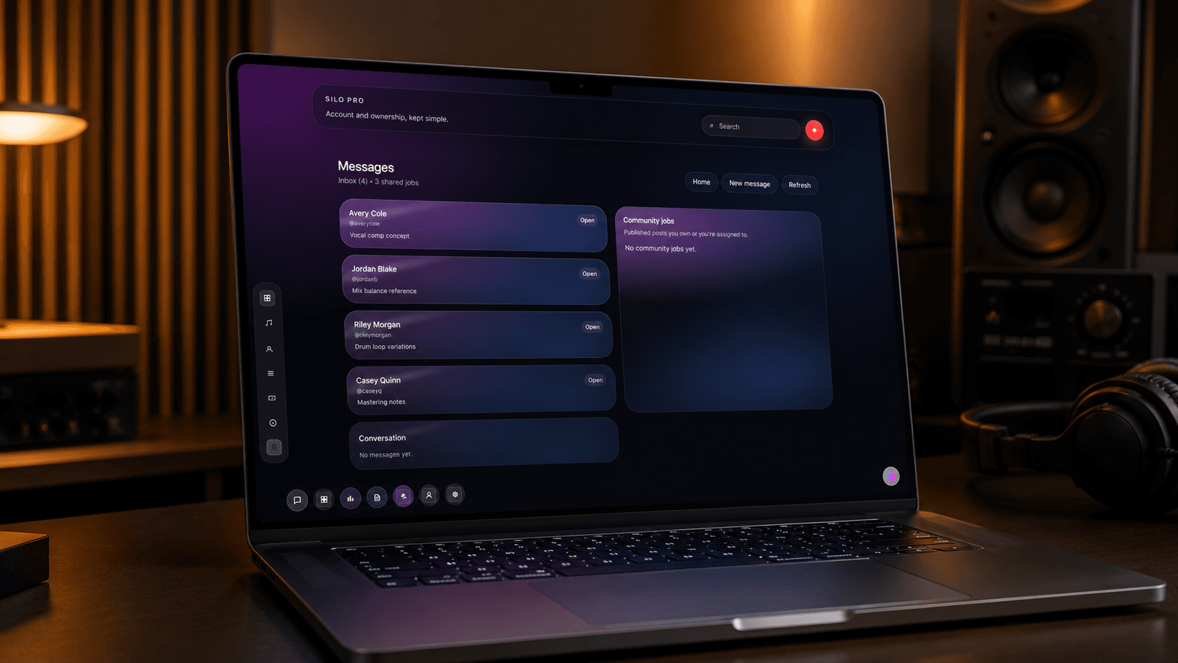 Silo Pro messages product visual